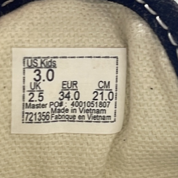 Vans Old Skool Black White Youth Size 3 Unisex - Picture 8 of 8